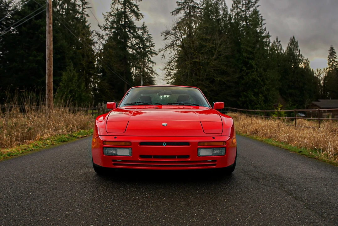 1986 Porsche 944 Turbo - Image 27 of 31