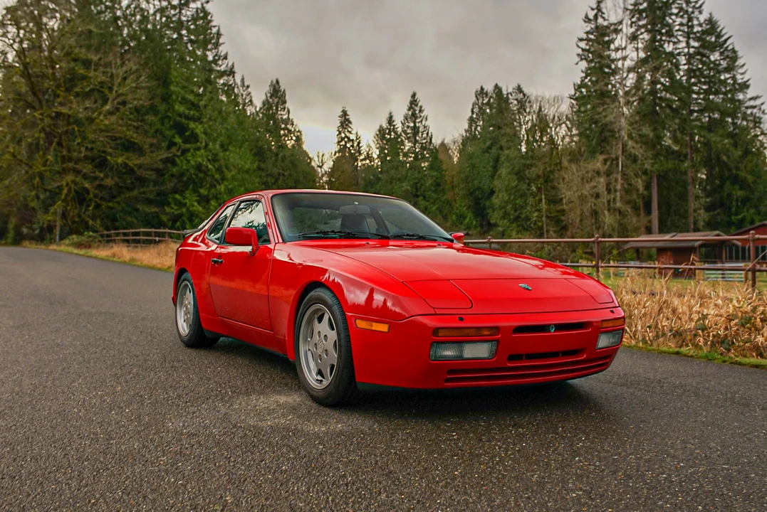 1986 Porsche 944 Turbo - Image 24 of 31
