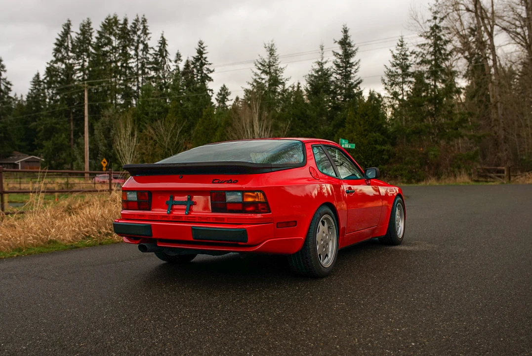 1986 Porsche 944 Turbo - Image 18 of 31