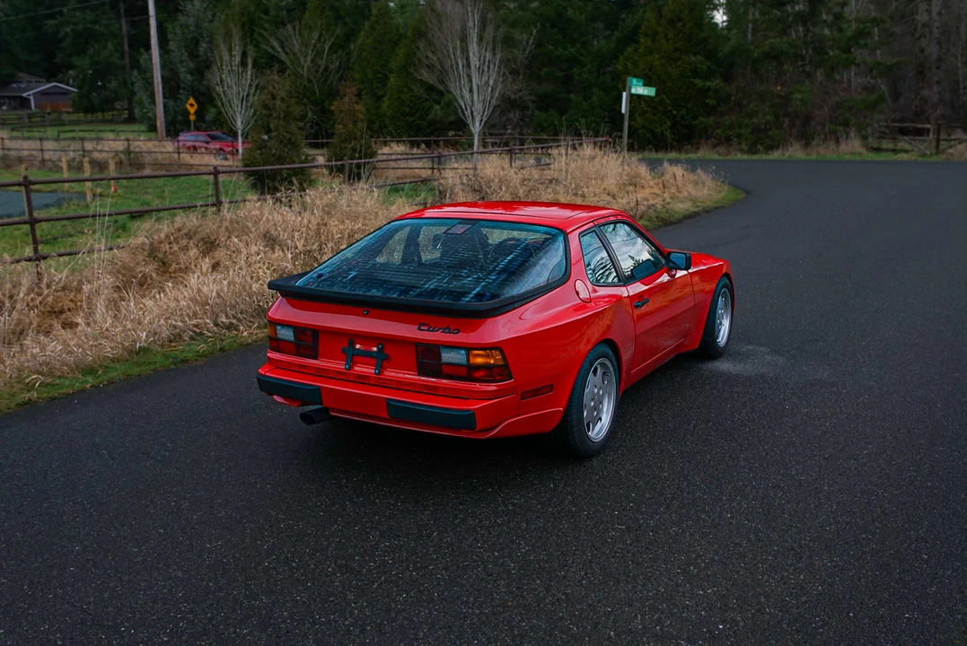 1986 Porsche 944 Turbo - Image 17 of 31