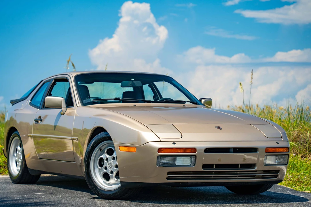 1986 Porsche 944 Turbo - Image 17 of 31