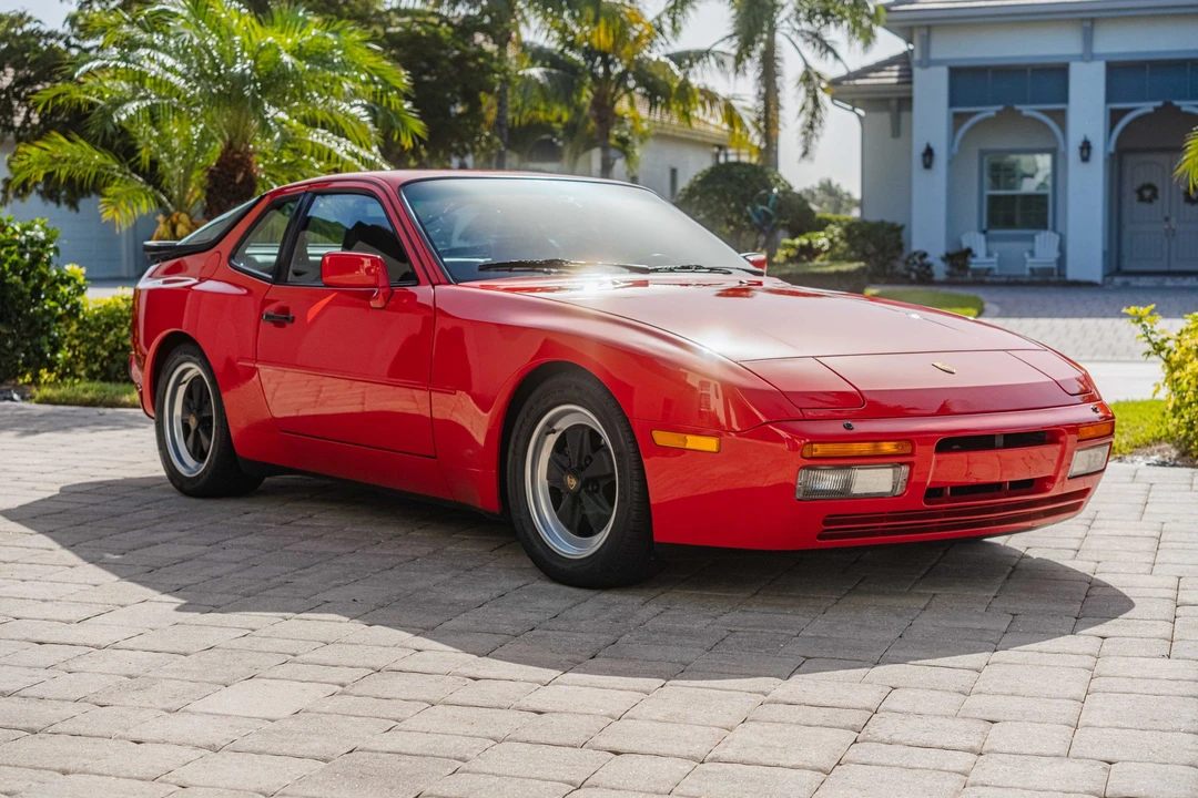 1986 Porsche 944 Turbo - Image 7 of 31