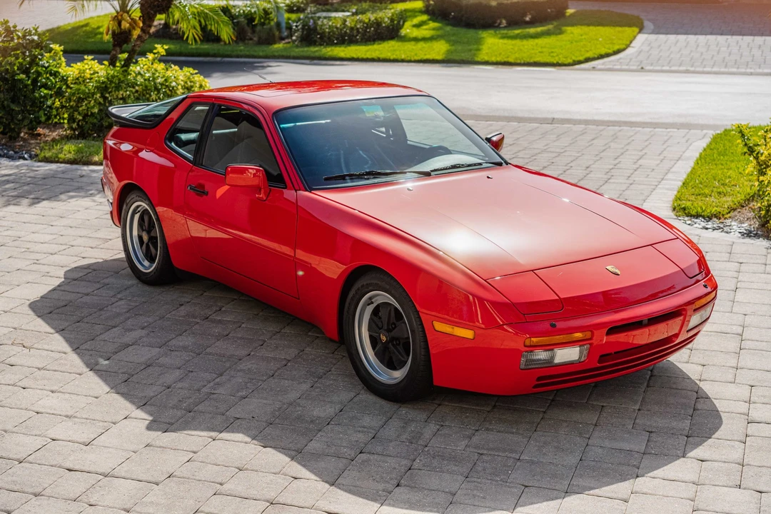 1986 Porsche 944 Turbo - Image 5 of 31