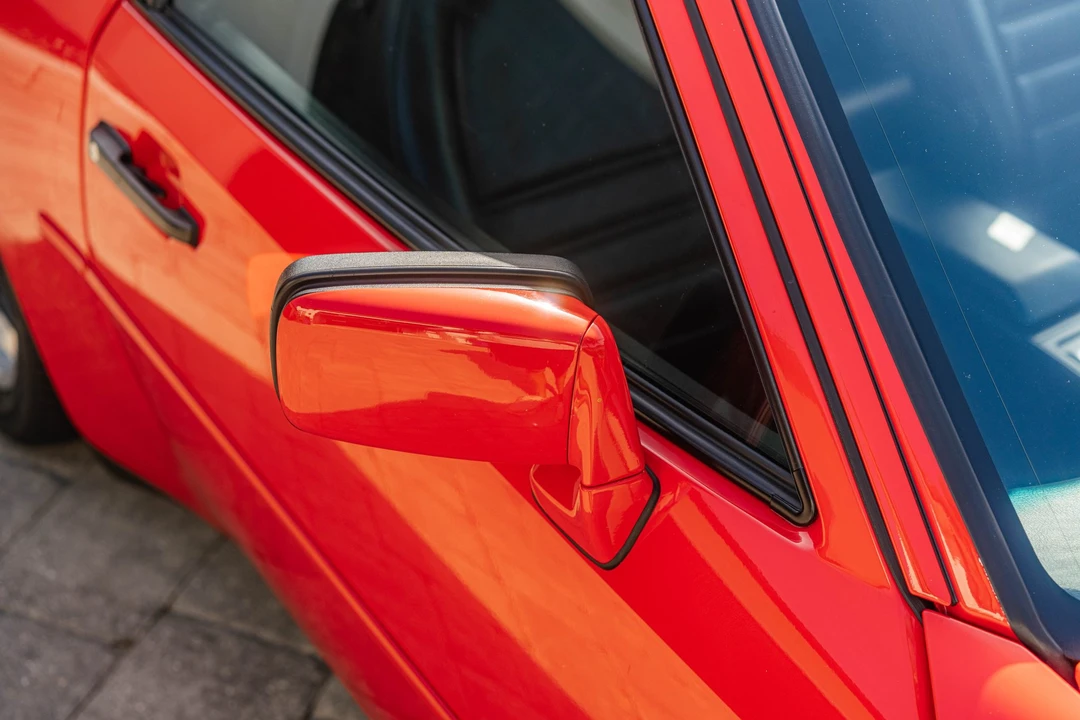 1986 Porsche 944 Turbo - Image 27 of 31