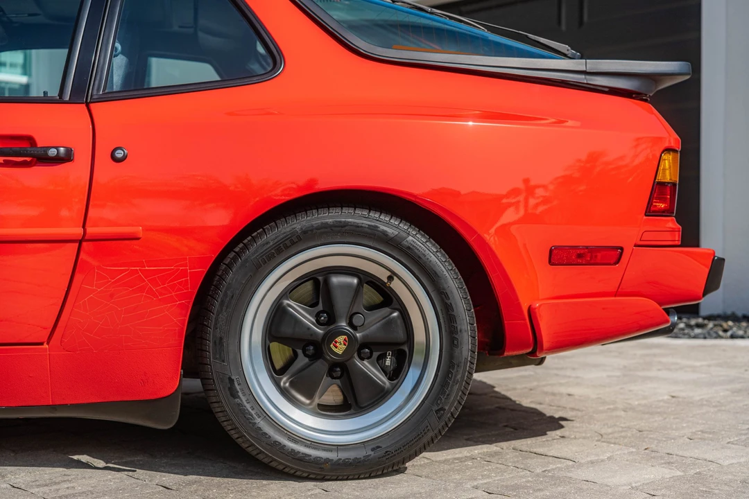 1986 Porsche 944 Turbo - Image 16 of 31