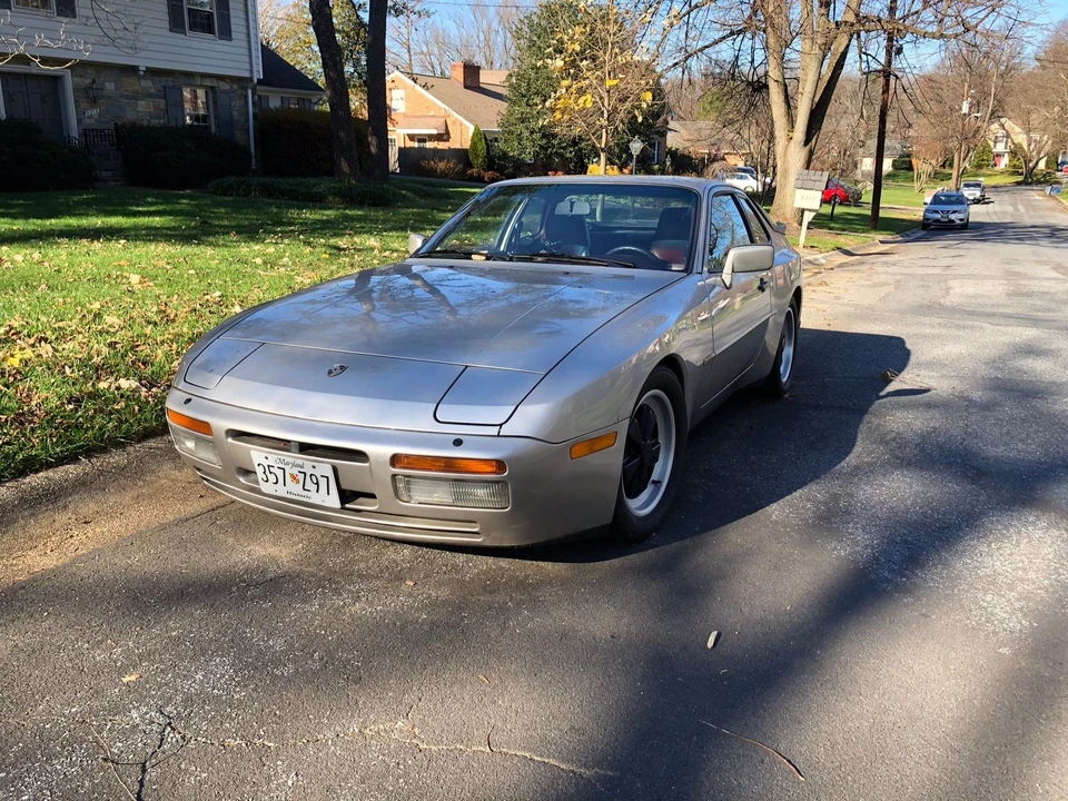 1986 Porsche 944 Turbo - Image 9 of 11