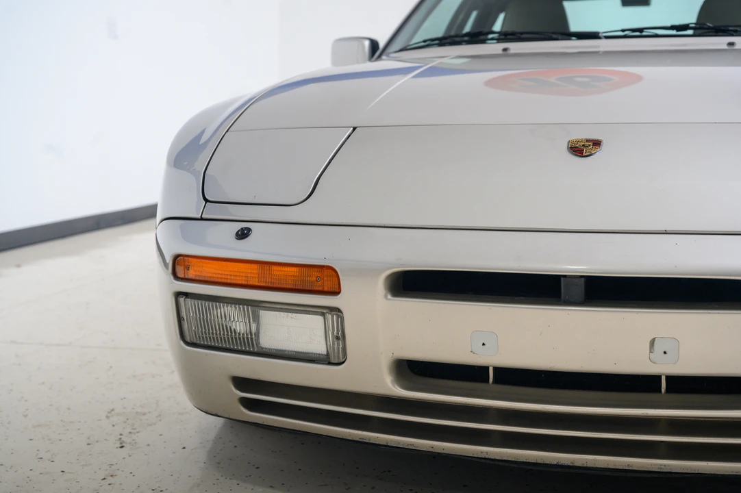 1986 Porsche 944 Turbo - Image 28 of 31