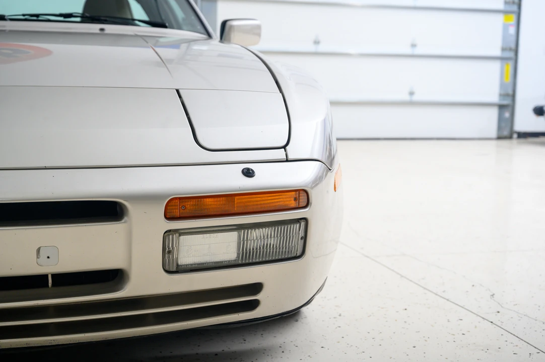 1986 Porsche 944 Turbo - Image 27 of 31