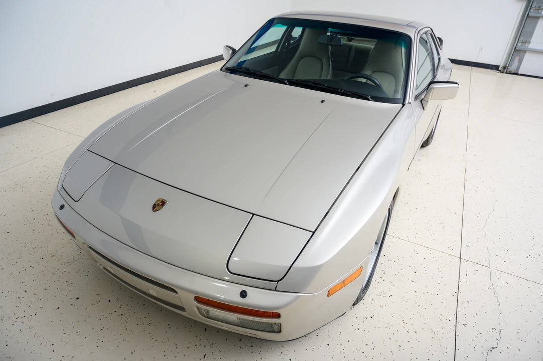 1986 Porsche 944 Turbo - Image 6 of 31