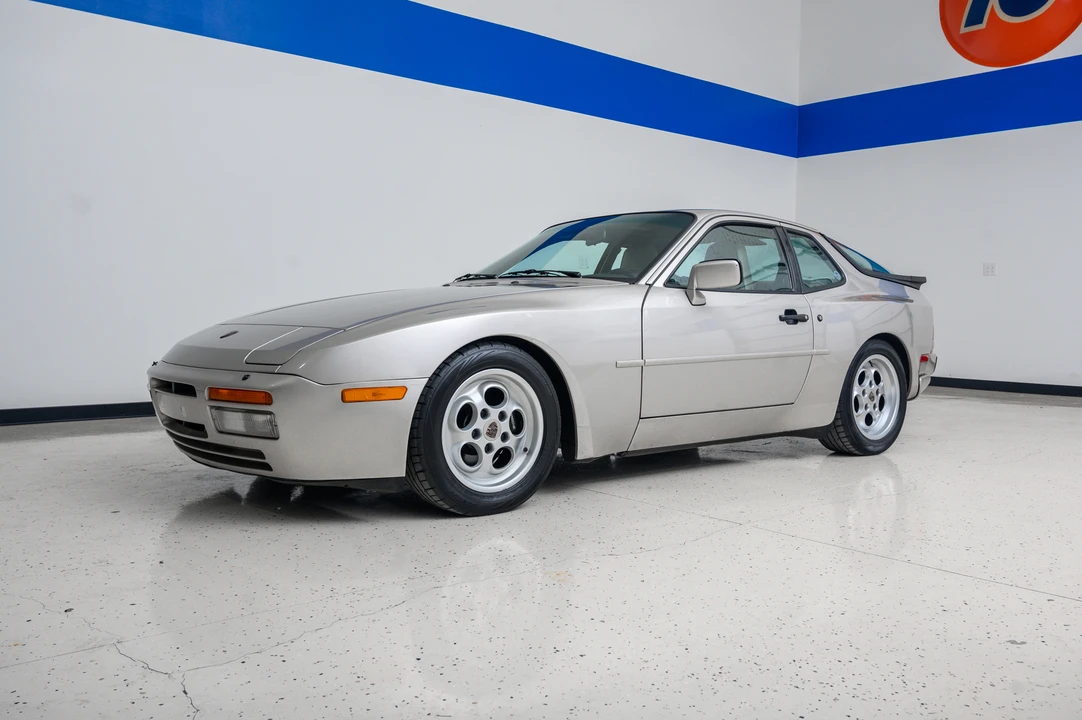 1986 Porsche 944 Turbo - Image 8 of 31