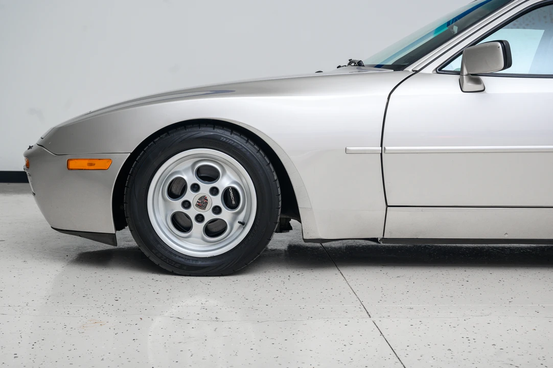 1986 Porsche 944 Turbo - Image 19 of 31