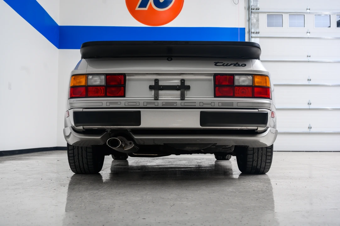 1986 Porsche 944 Turbo - Image 14 of 31