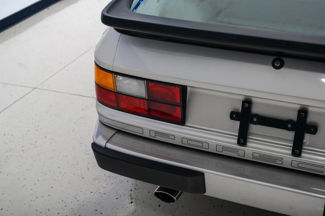 1986 Porsche 944 Turbo - Image 29 of 31