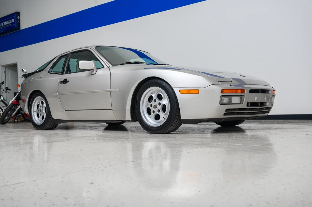 1986 Porsche 944 Turbo - Image 2 of 31