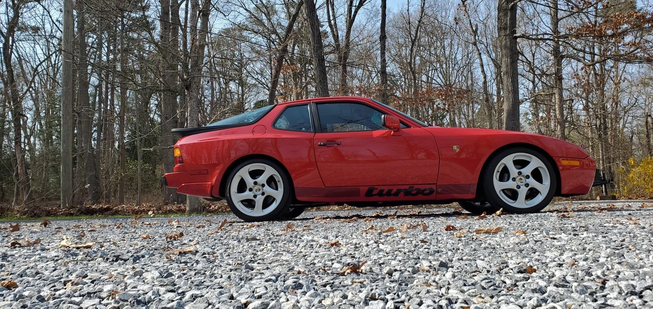 1986 Porsche 944 Turbo - Image 5 of 31