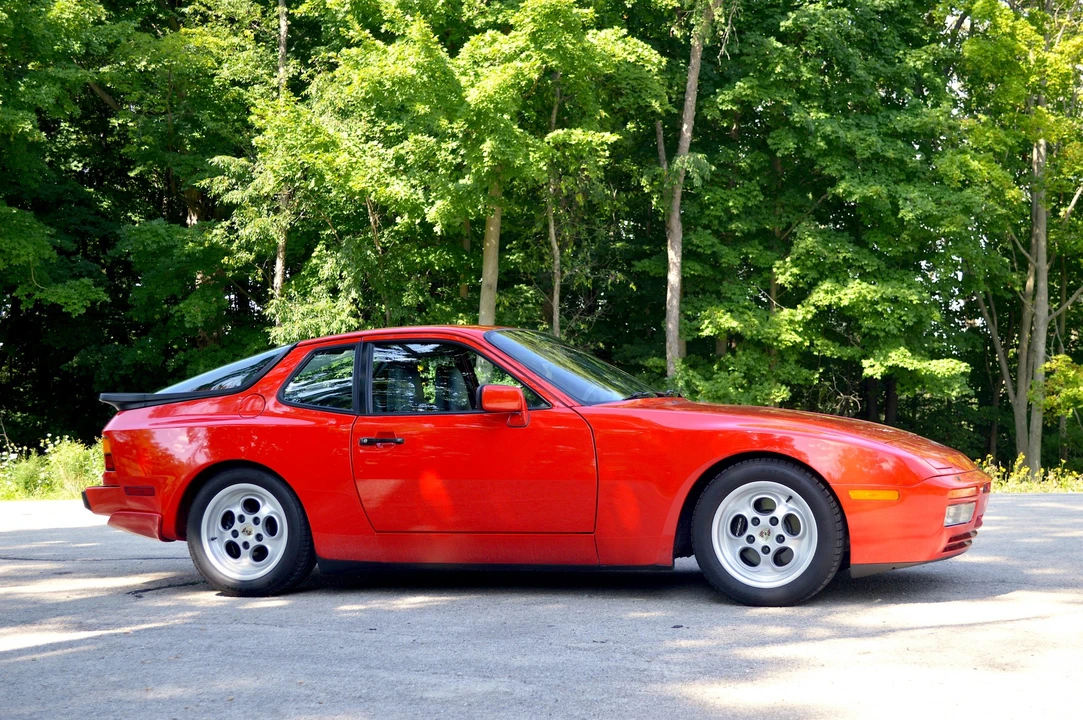1986 Porsche 944 Turbo - Image 4 of 31