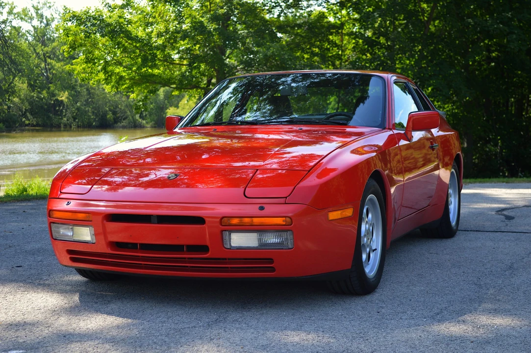 1986 Porsche 944 Turbo - Image 8 of 31