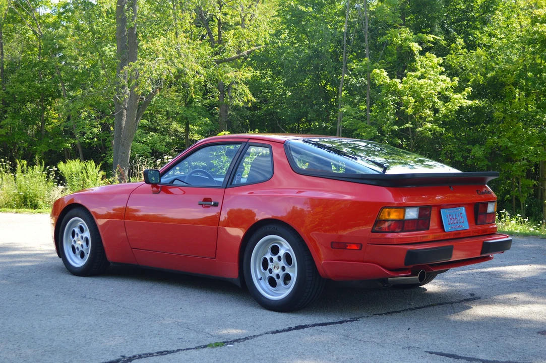 1986 Porsche 944 Turbo - Image 13 of 31