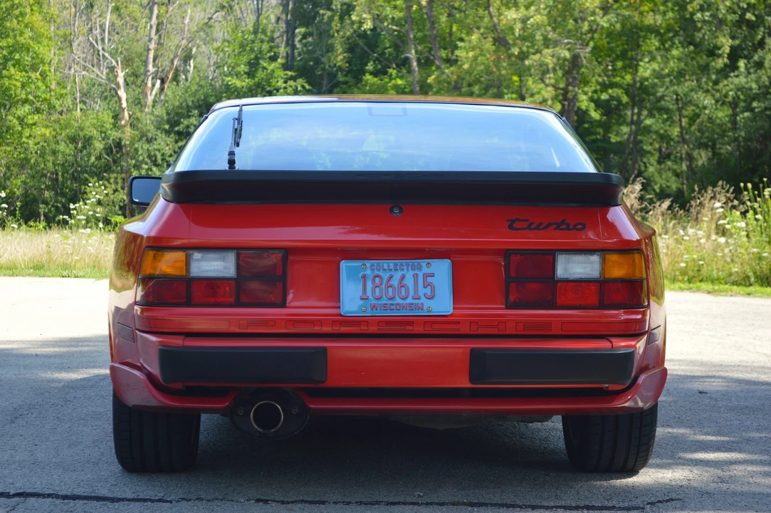 1986 Porsche 944 Turbo - Image 16 of 31