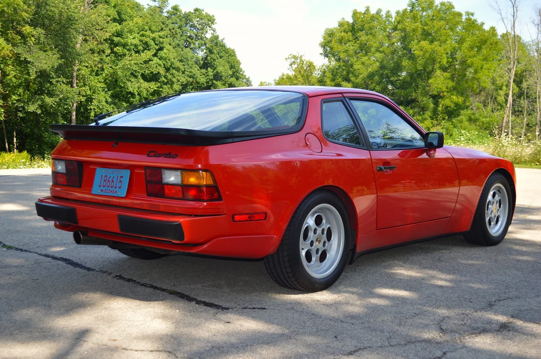 1986 Porsche 944 Turbo - Image 18 of 31
