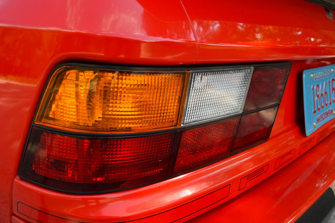 1986 Porsche 944 Turbo - Image 20 of 31