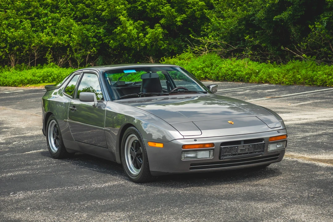 1986 Porsche 944 Turbo - Image 16 of 31