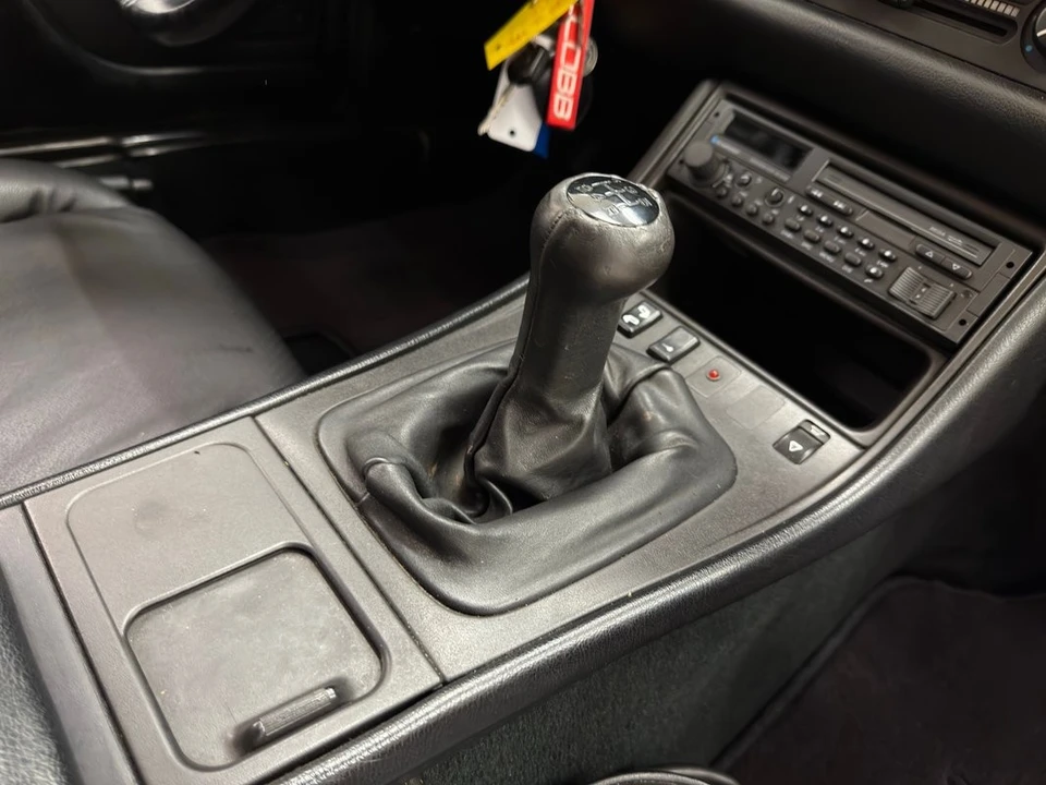 1986 Porsche 944 Turbo - Image 16 of 29