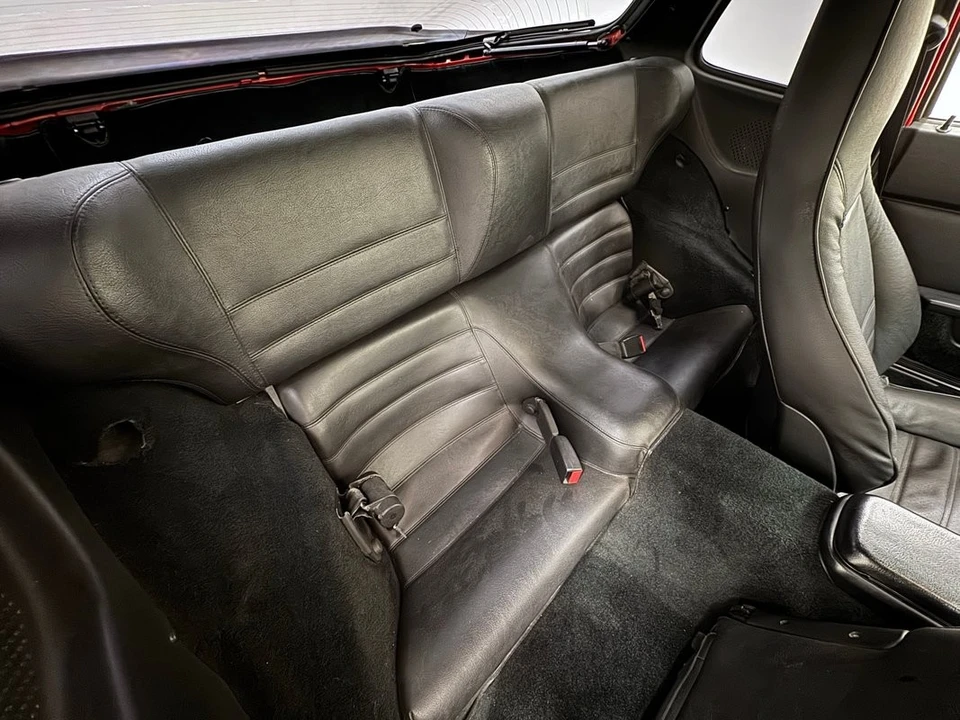 1986 Porsche 944 Turbo - Image 13 of 29