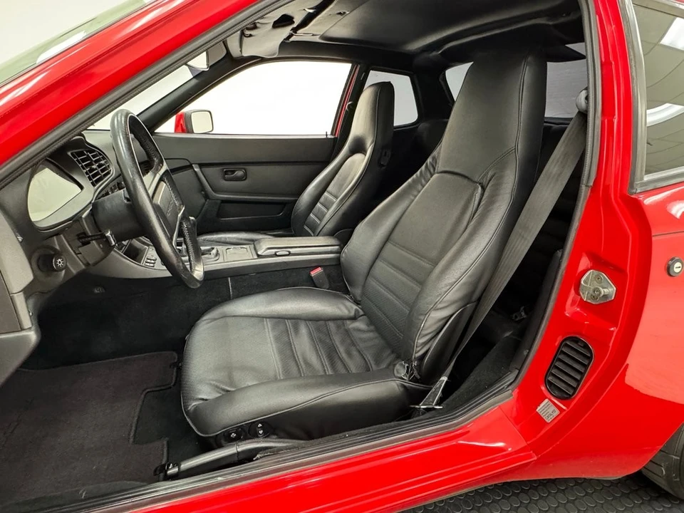 1986 Porsche 944 Turbo - Image 11 of 29
