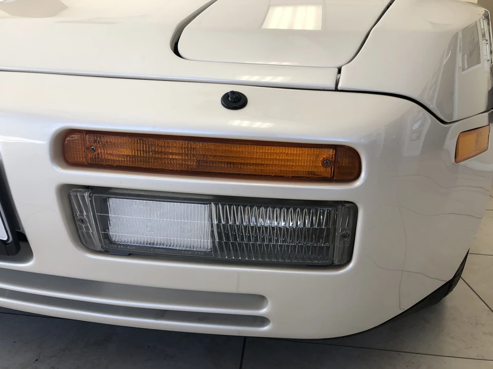 1986 Porsche 944 Turbo - Image 20 of 31