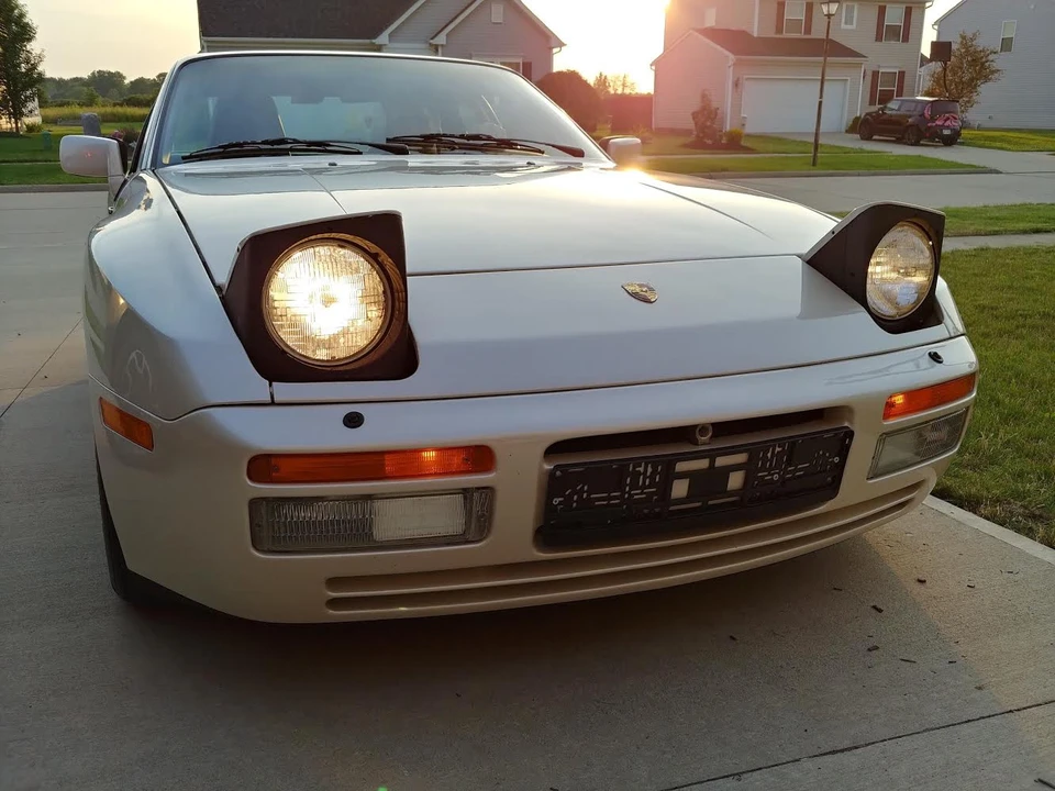 1986 Porsche 944 Turbo - Image 12 of 31