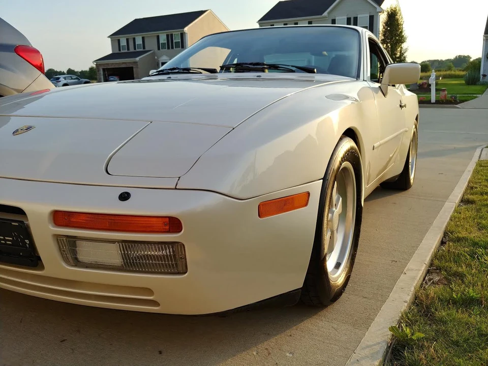 1986 Porsche 944 Turbo - Image 16 of 31
