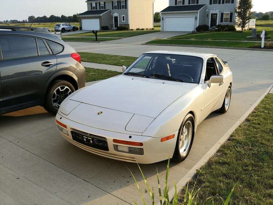 1986 Porsche 944 Turbo - Image 2 of 31