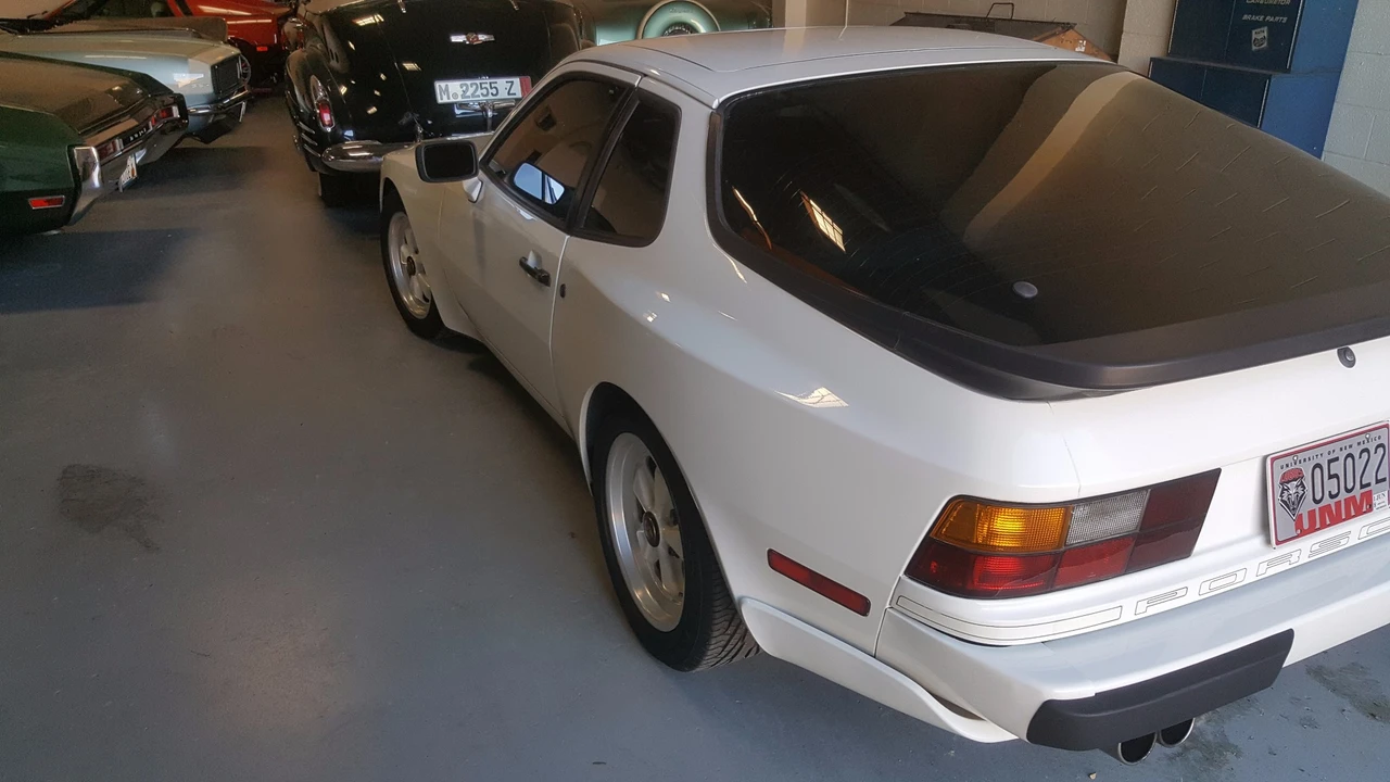 1986 Porsche 944 Turbo - Image 21 of 31