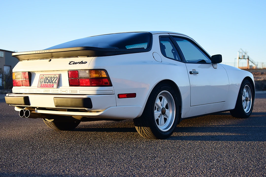 1986 Porsche 944 Turbo - Image 13 of 31