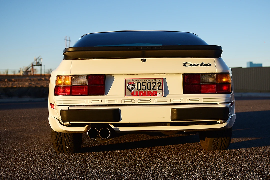 1986 Porsche 944 Turbo - Image 17 of 31