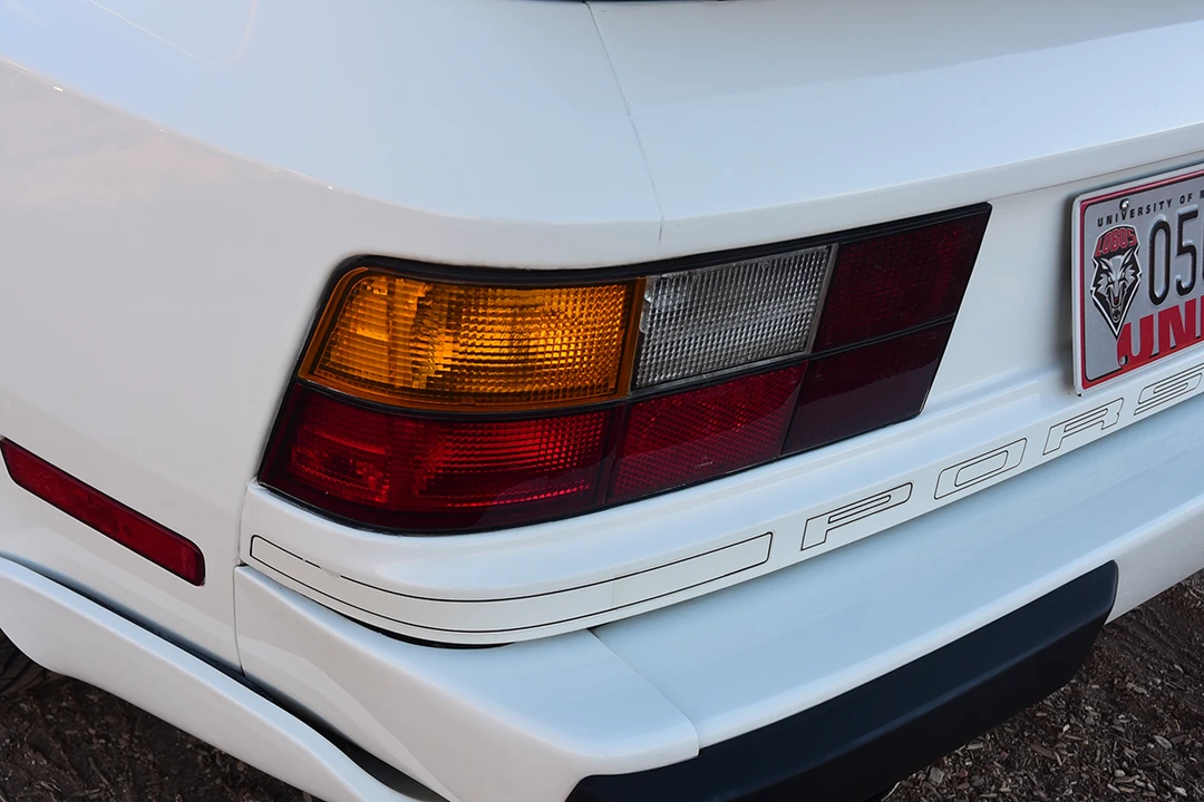 1986 Porsche 944 Turbo - Image 24 of 31