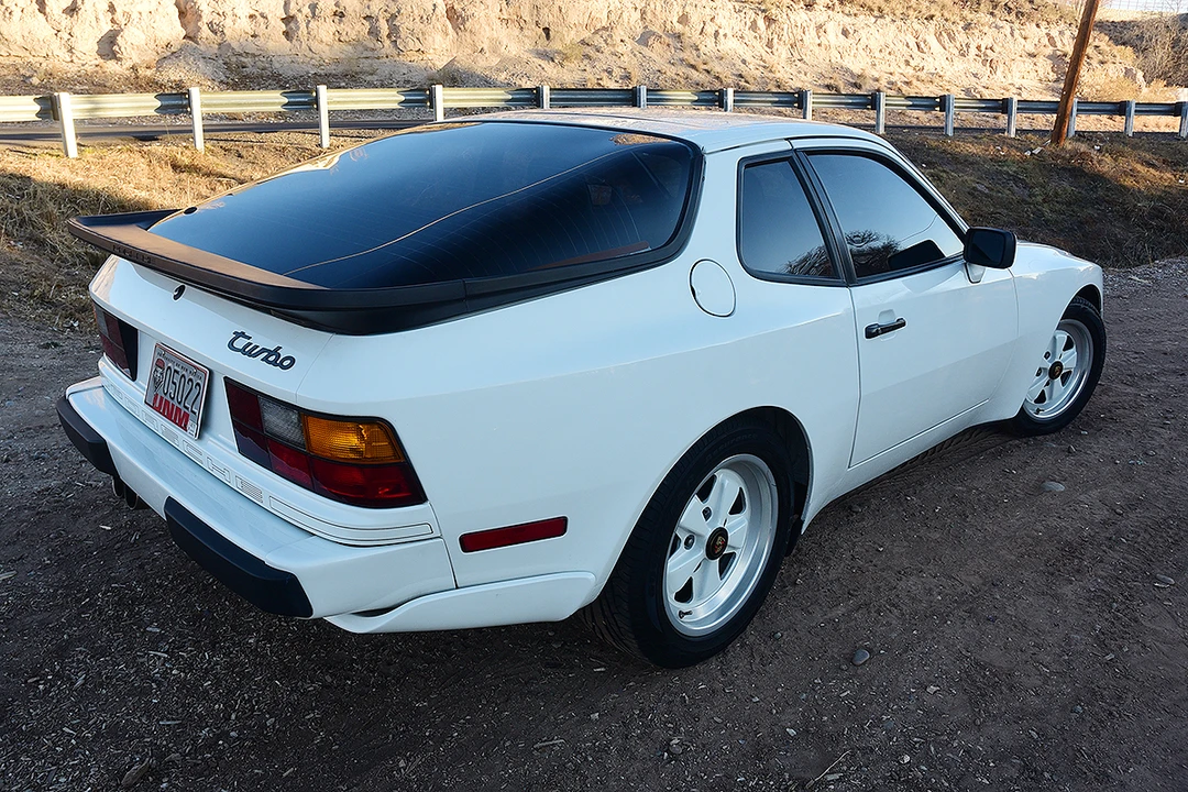 1986 Porsche 944 Turbo - Image 14 of 31