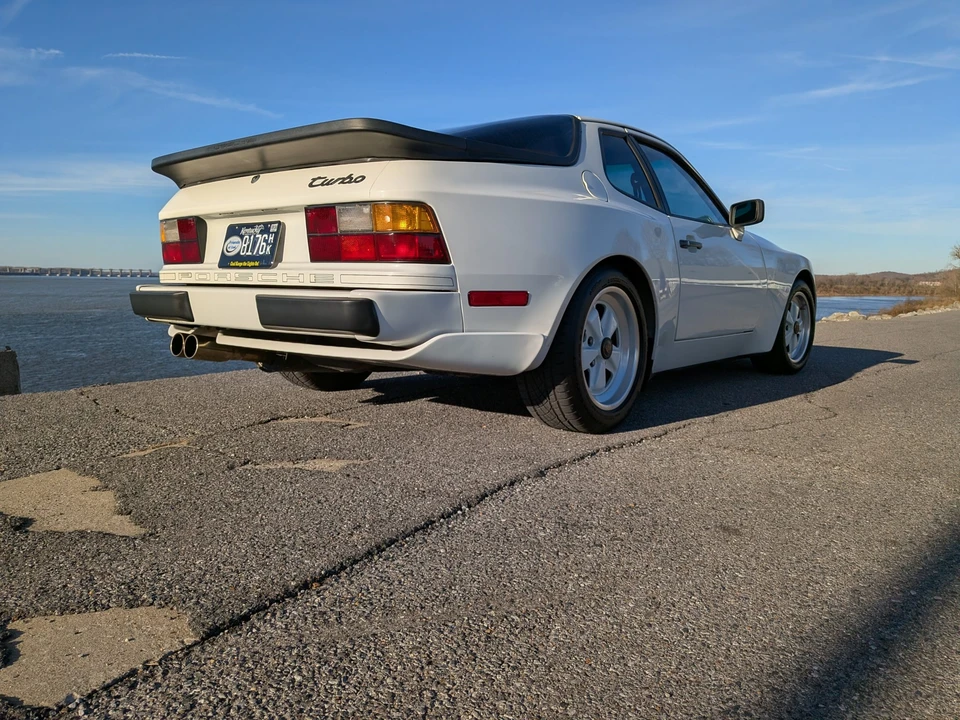 1986 Porsche 944 Turbo - Image 31 of 31