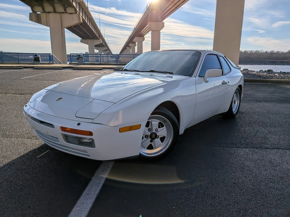 1986 Porsche 944 Turbo - Image 5 of 31