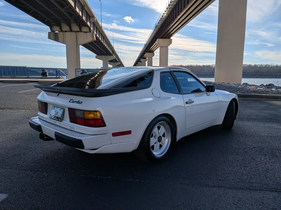 1986 Porsche 944 Turbo - Image 30 of 31
