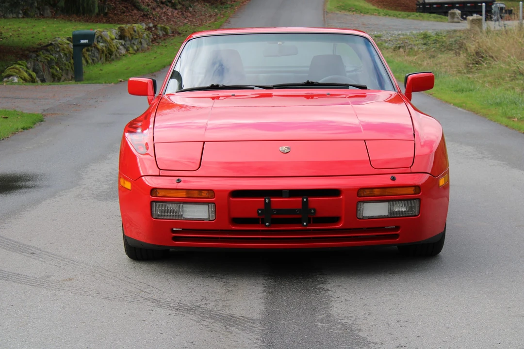 1986 Porsche 944 Turbo - Image 15 of 31