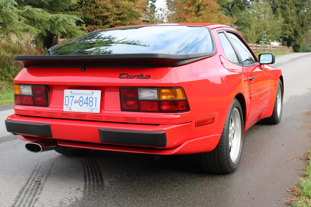 1986 Porsche 944 Turbo - Image 24 of 31