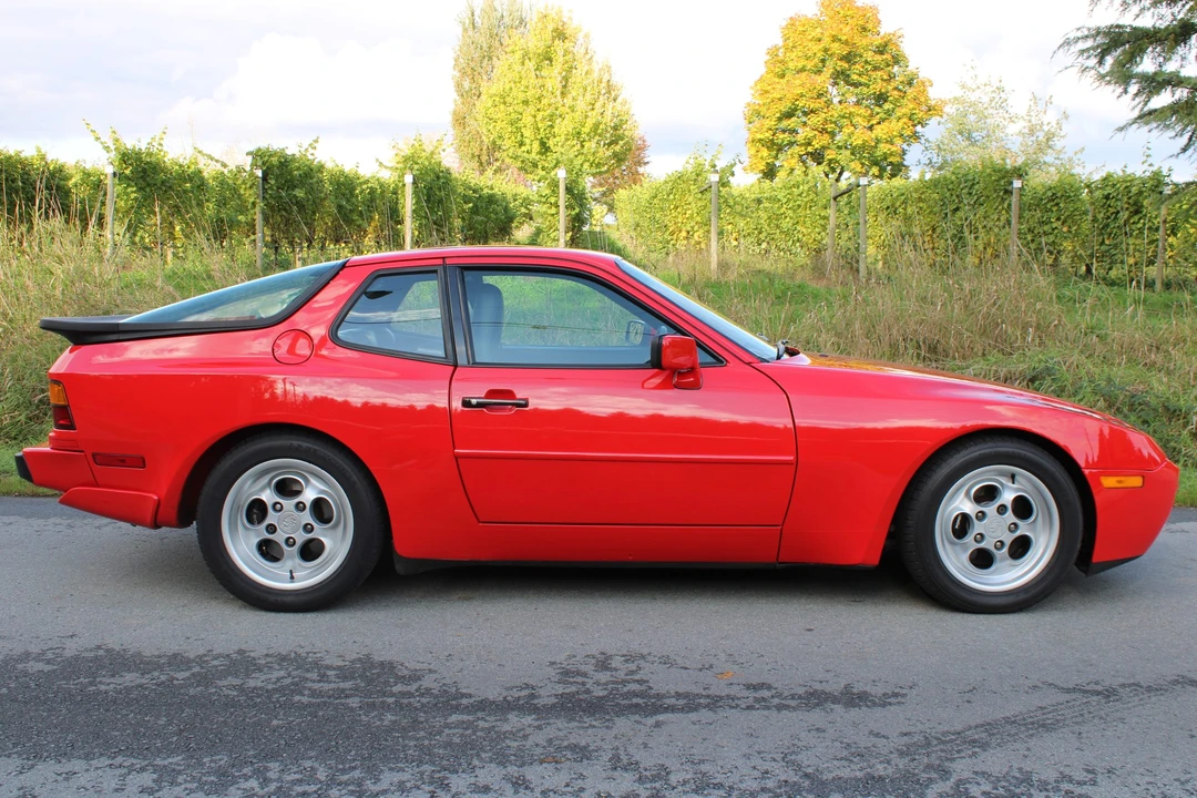 1986 Porsche 944 Turbo - Image 27 of 31