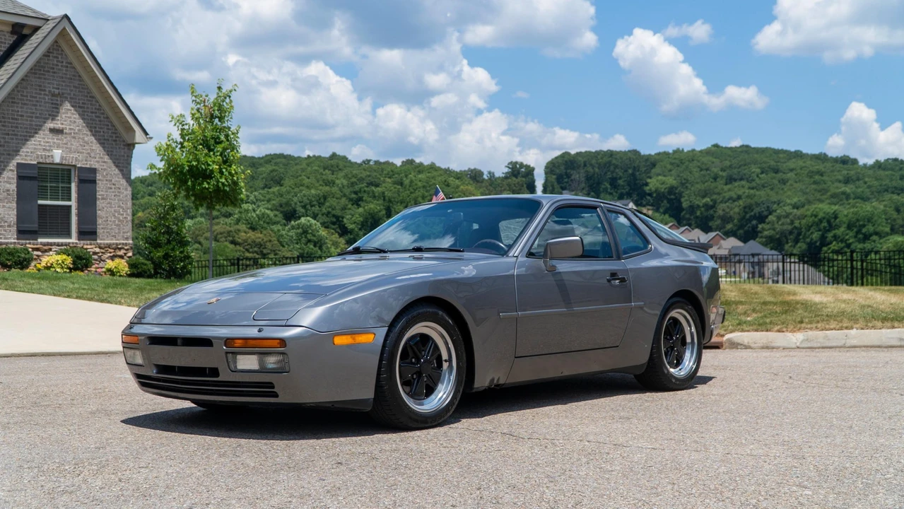 1986 Porsche 944 Turbo - Image 5 of 31