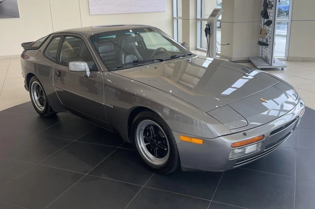 1986 Porsche 944 Turbo - Image 17 of 31