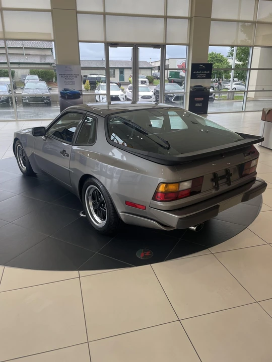 1986 Porsche 944 Turbo - Image 7 of 31