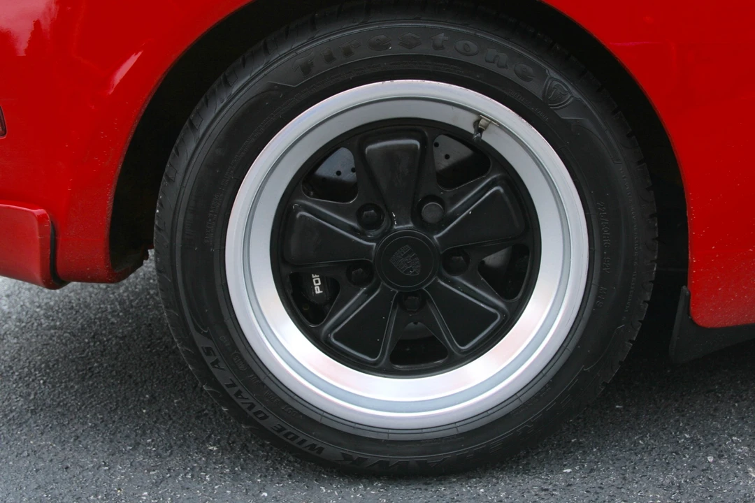 1986 Porsche 944 Turbo - Image 19 of 31