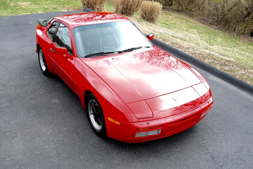 1986 Porsche 944 Turbo - Image 11 of 31
