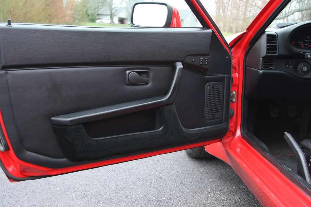 1986 Porsche 944 Turbo - Image 28 of 31